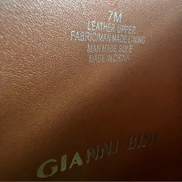 Beautiful Gianni Bini Chain Back Tall Wide Calf Leather Boots •Size Women’s 7M 🍁 - Picture 2 of 16